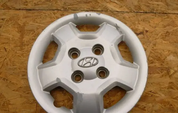 Hyundai Matrix R14 wheel hub/cap/trim 5296017000
