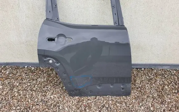 Jeep Renegade Rear door 