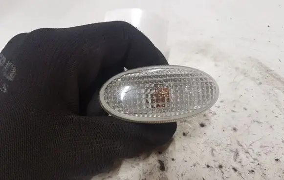Mazda 6 Front fender indicator light P2829