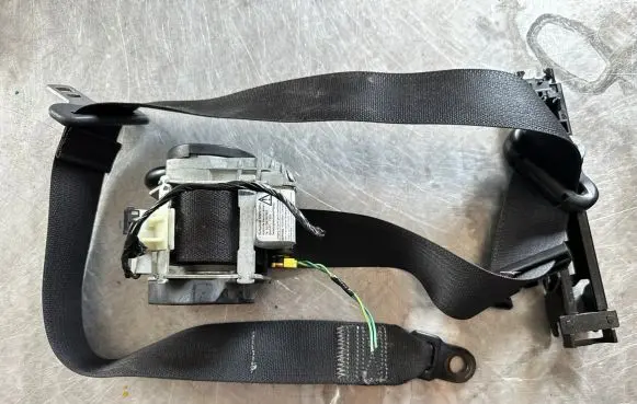 Dodge Journey Front seatbelt 609067700C