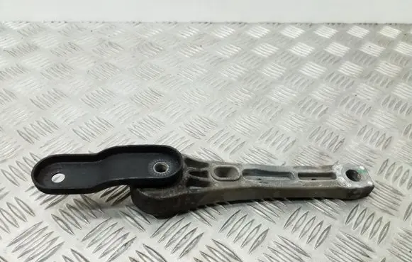 Volkswagen PASSAT B7 Engine mount bracket 3C0199855