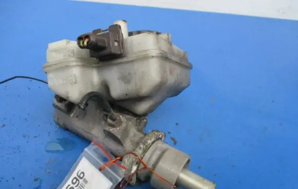 Peugeot 106 Master brake cylinder