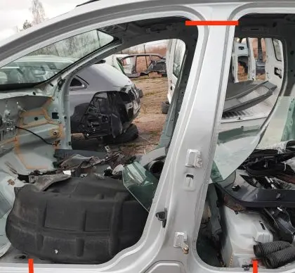 Volvo XC60 Pillar (middle) 