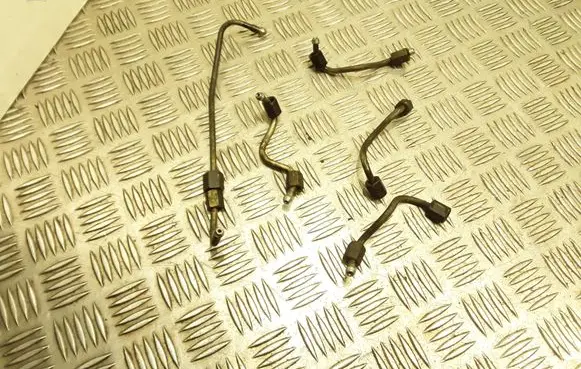 KIA Cerato Fuel line pipe