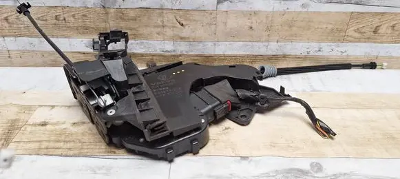 Volvo V50 Rear door lock 30699112 985917102 985917