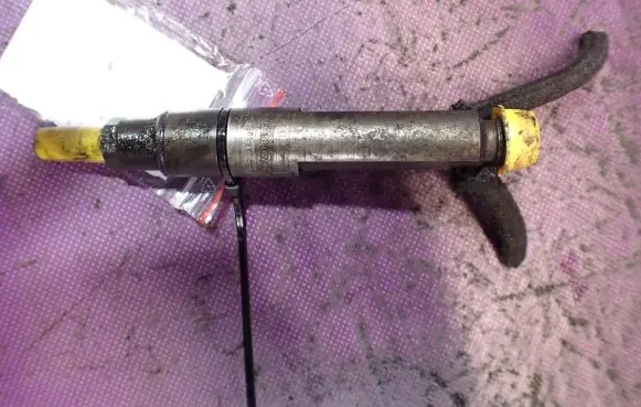 Ford Galaxy Fuel injector 028130201T