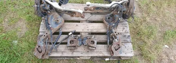 Renault Kadjar Front wheel hub spindle knuckle