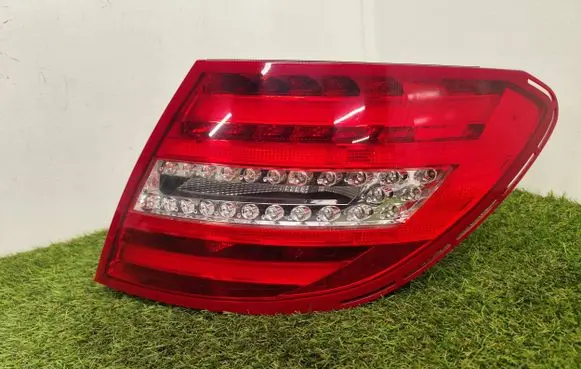 Mercedes-Benz C W204 Rear/tail lights 2049060503 601000 601404