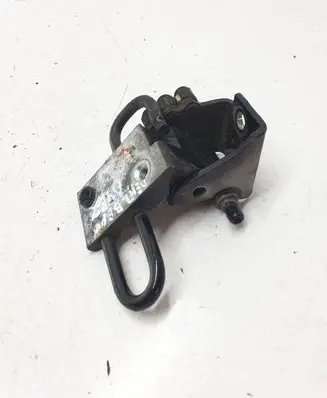Audi A4 S4 B7 8E 8H Front door upper hinge 8E0831411E