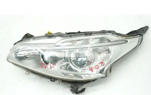 Peugeot 208 Headlight/headlamp 9802221580
