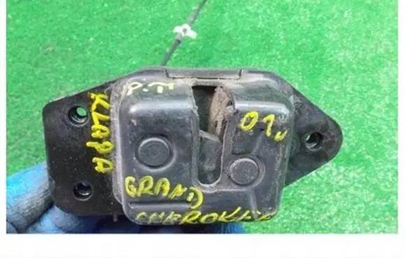 Jeep Grand Cherokee (WJ) Rear door lock