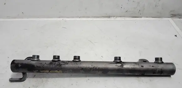 Mercedes-Benz B W245 Fuel main line pipe A6400701295