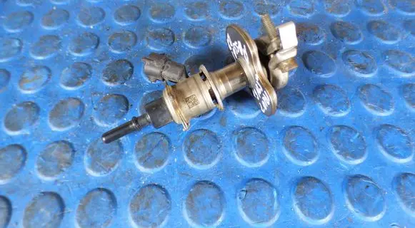 Volkswagen PASSAT B8 AdBlue injector 7LA131113A