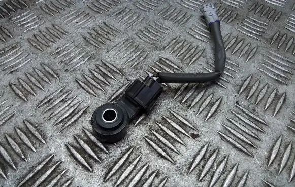 Toyota C-HR I Detonation knock sensor 8961502020 1710001111