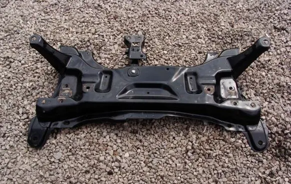 Toyota Yaris Front axle beam 