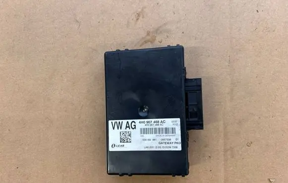 Audi A8 S8 D4 4H Gateway control module 4H0907468AC