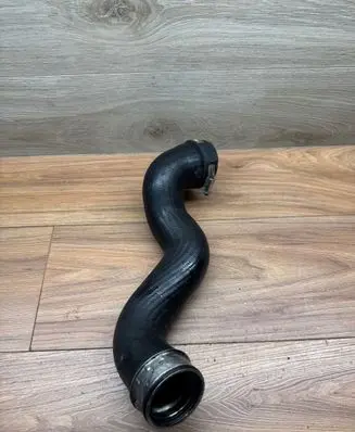 Audi A4 S4 B6 8E 8H Intercooler hose/pipe 8E0145840