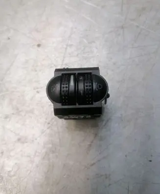 Volkswagen PASSAT B5 Headlight level height control switch 3B0941333C