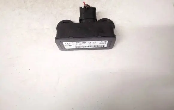 Mercedes-Benz E W212 ESP acceleration yaw rate sensor a0009052500 10.1701-0686.3