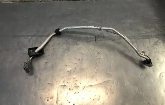 Audi A4 S4 B9 Air conditioning (A/C) pipe/hose 8W0816738P
