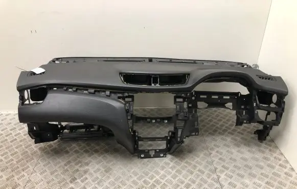 Nissan Qashqai Dashboard