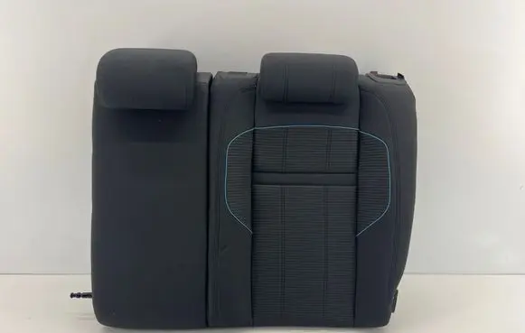 Land Rover Evoque II Rear seat K8D263840AD 3577437 3547493