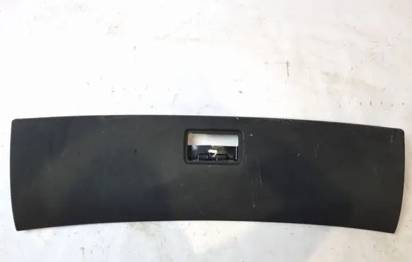 (D)pillar trim (top)