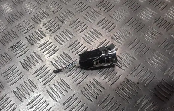 Toyota Corolla Verso AR10 Engine start stop button switch