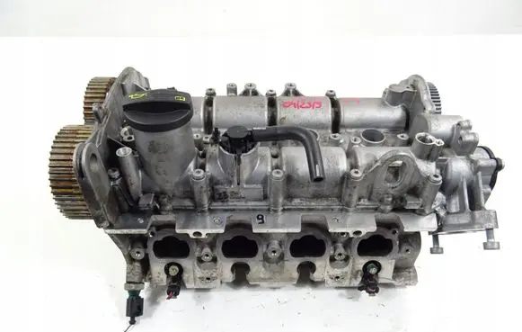 Volkswagen Golf VII Engine head 04E103475BS 04C103404AE