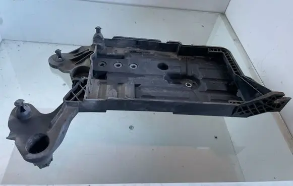 Seat Ateca Battery tray 5Q0915331K 5Q0915321J