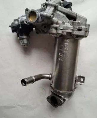 Ford Transit EGR valve cooler GK2Q9F464AD GK209U438AF