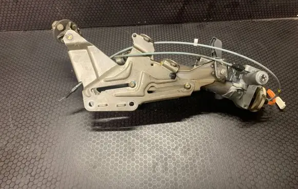 Volvo C70 Steering wheel axle 9475275 16184