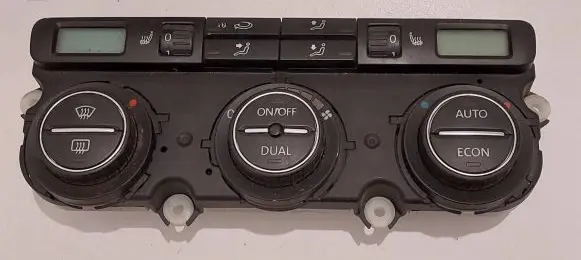 Volkswagen Golf Plus Climate control unit 74677532 1847C1 131206