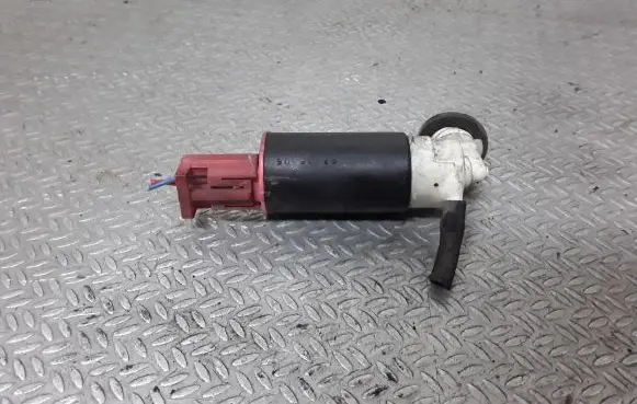 Toyota Corolla Verso AR10 Headlight washer spray nozzle