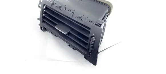 BMW 5 E60 E61 Dashboard side air vent grill/cover trim 6910731