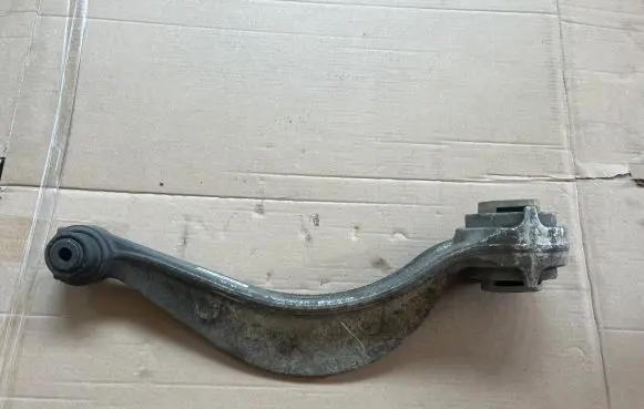 Land Rover Range Rover Velar Front lower control arm/wishbone HK833C256