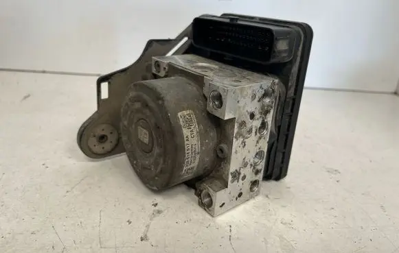 Volkswagen PASSAT B8 ABS Pump 3Q0614517AA