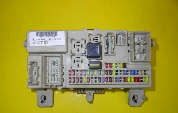 Ford Focus Fuse box set 4M5T-14A073-CG