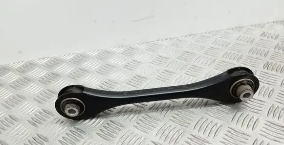 Rear control arm