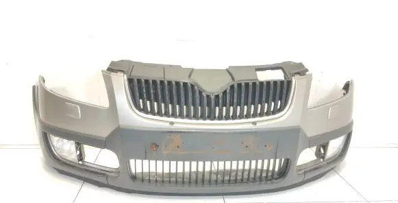 Skoda Fabia Mk2 (5J) Front bumper
