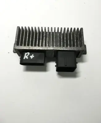 Nissan Qashqai Glow plug pre-heat relay 8200558438A RCS812 RCS812W