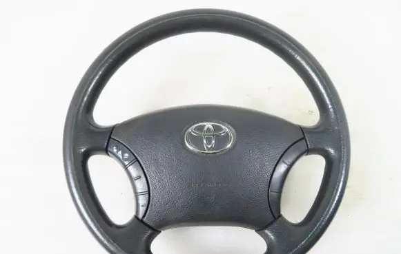 Toyota Avensis T220 Steering wheel