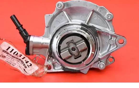 Peugeot 308 Vacuum pump 701490090