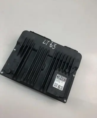 Lexus ES 250 - 300 - 330 Engine control unit/module ECU 896613TK30