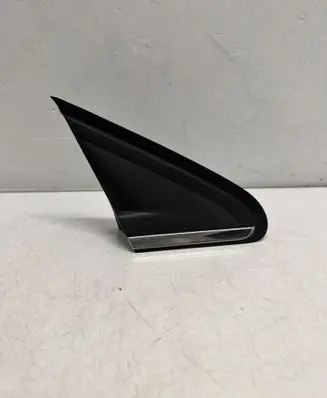 Peugeot 208 I Fender end trim 9675878180