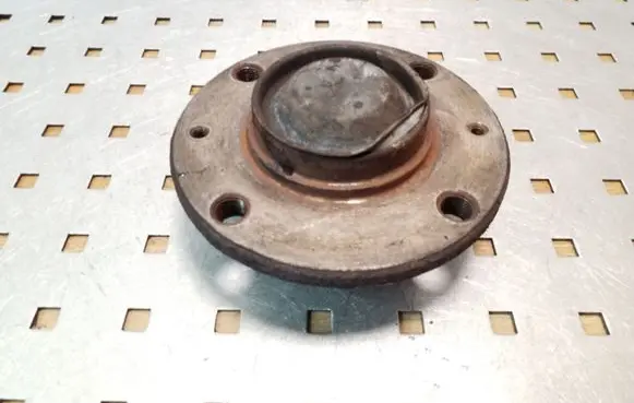 Citroen Berlingo Rear wheel hub