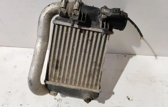 Audi A6 S6 C6 4F Intercooler radiator 4F0145805E