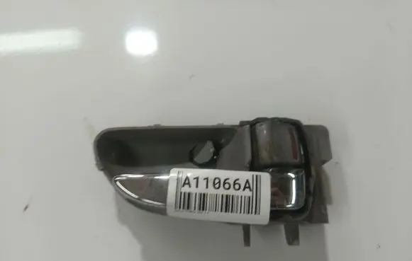 Subaru B9 Tribeca Rear door interior handle 