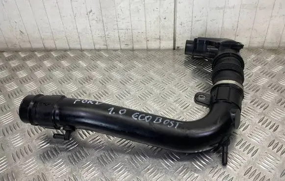Ford Focus Air intake hose/pipe CV616C784AE