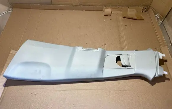 Volvo XC90 (B) pillar trim (top) 31651532
